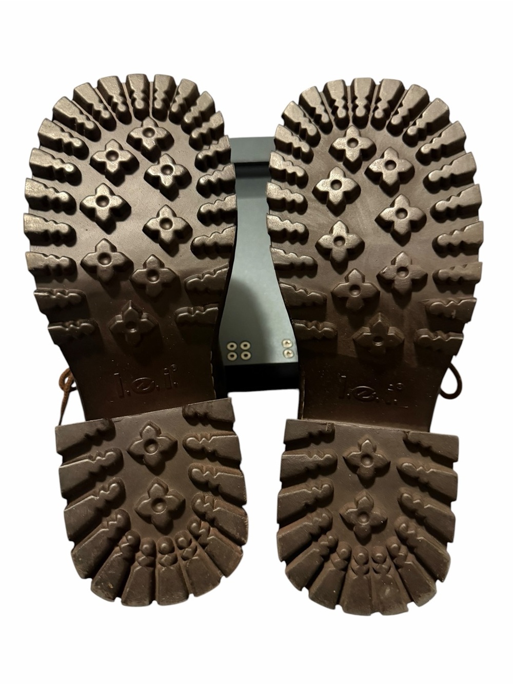L.e.i Women's Vintage Y2K Brown faux Leather chunky Platform Mules - Picture 7 of 9